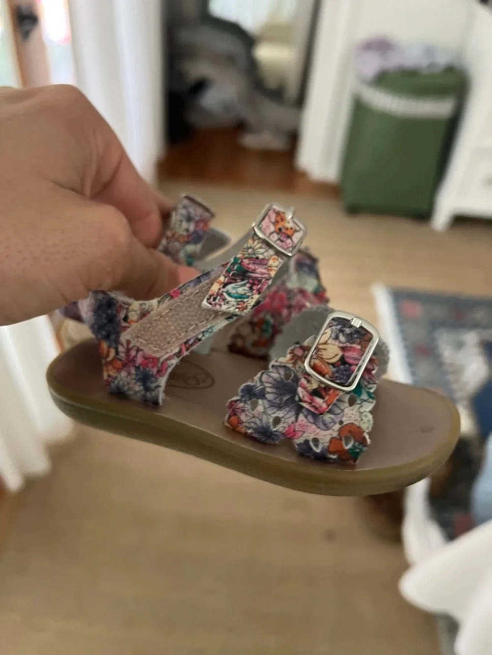 Footmates Ariel Floral Leather Sandals Toddler Size 5 Buckle Strap